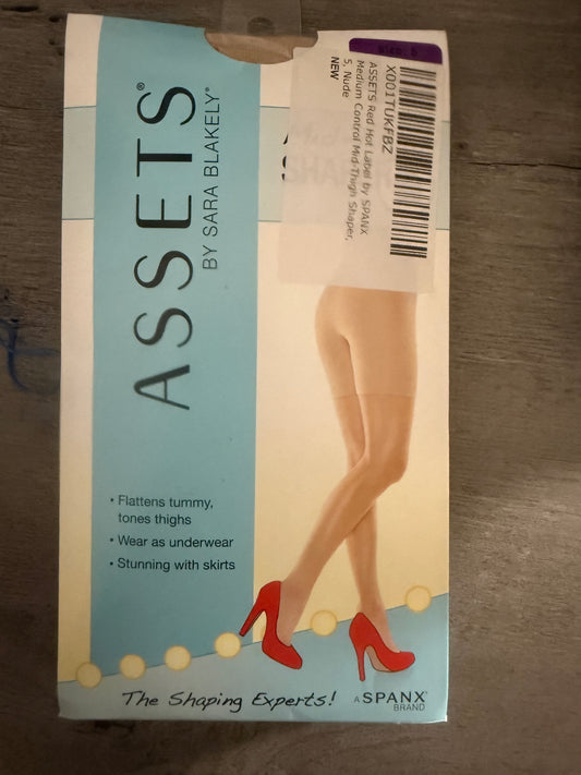 SPANX Assets Mid-Thigh Shaper Nude NWT
