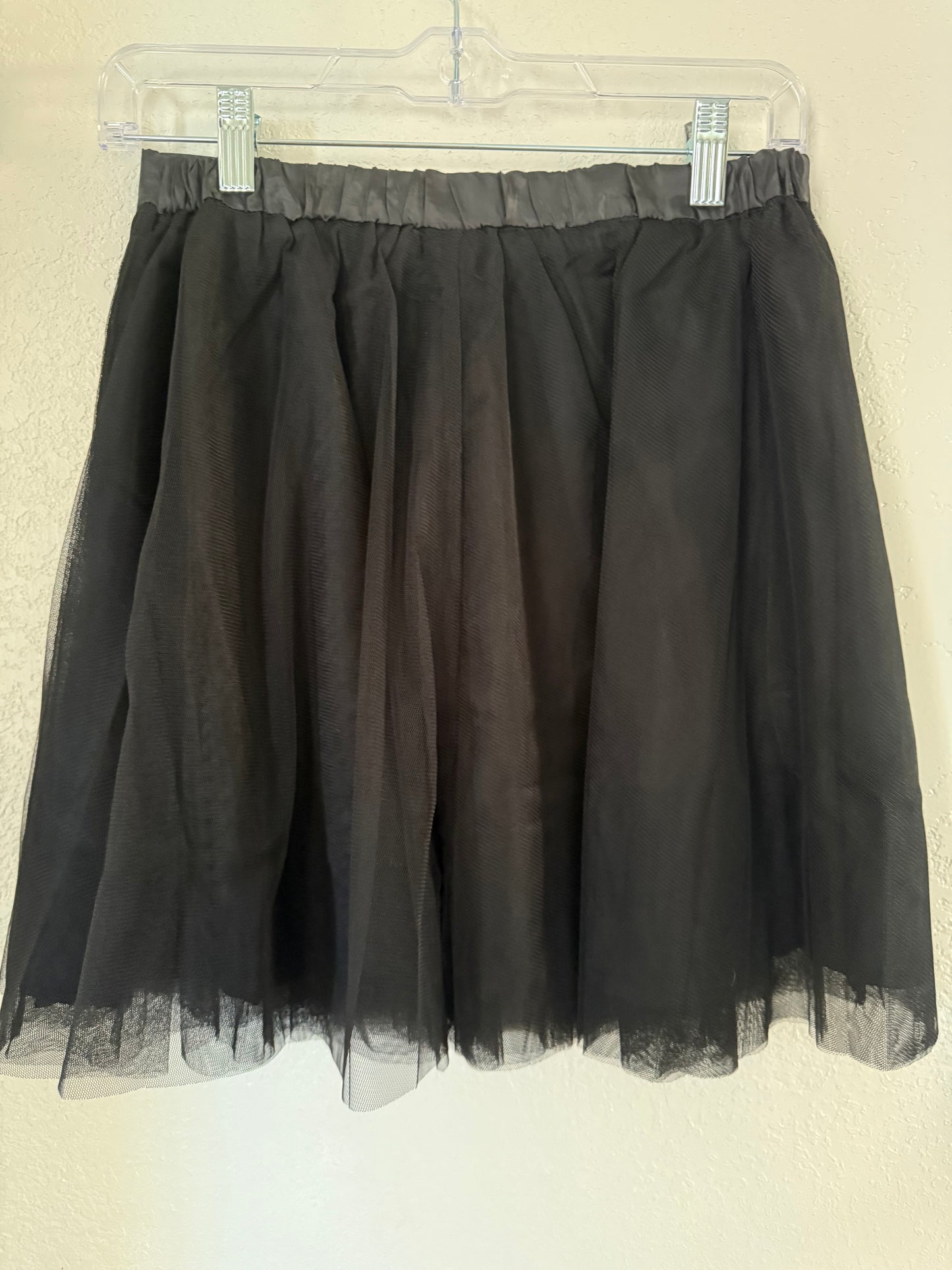 Tulip B Black Tulle Skirt – NWT