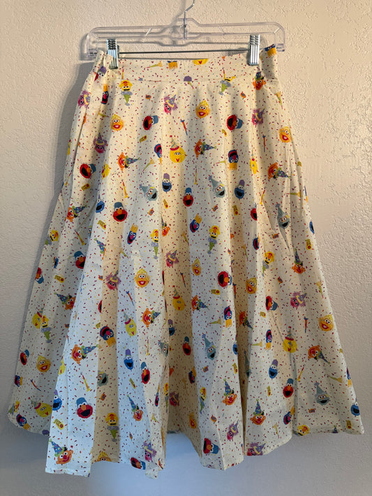 Tulip B Character Party Print Cotton Midi Skirt – NWT – Size M