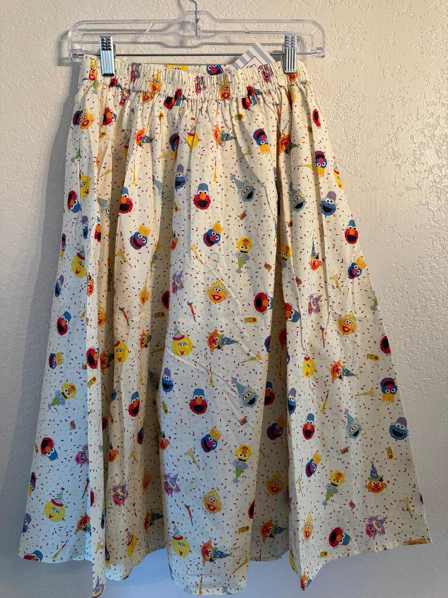 Tulip B Character Party Print Cotton Midi Skirt – NWT – Size M